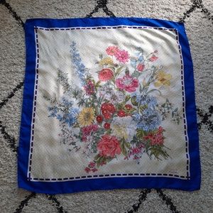 Gucci floral print silk scarf
